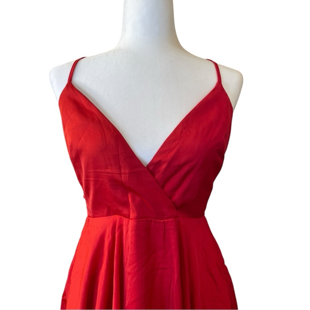 New with tags Hello Molly Red Dress Size Medium - Picture 2 of 9